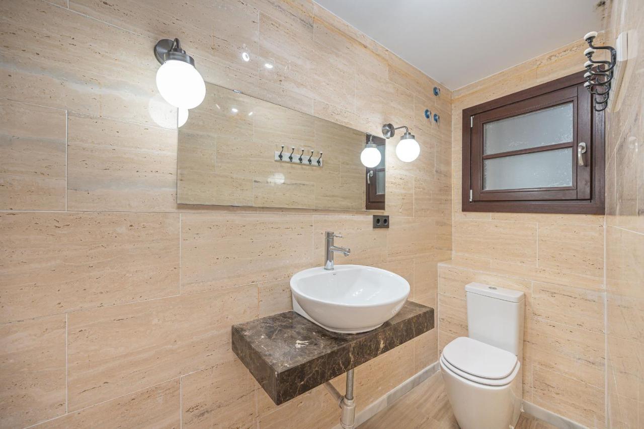 Dona Elvira. Las Terrazas Málaga Exterior foto